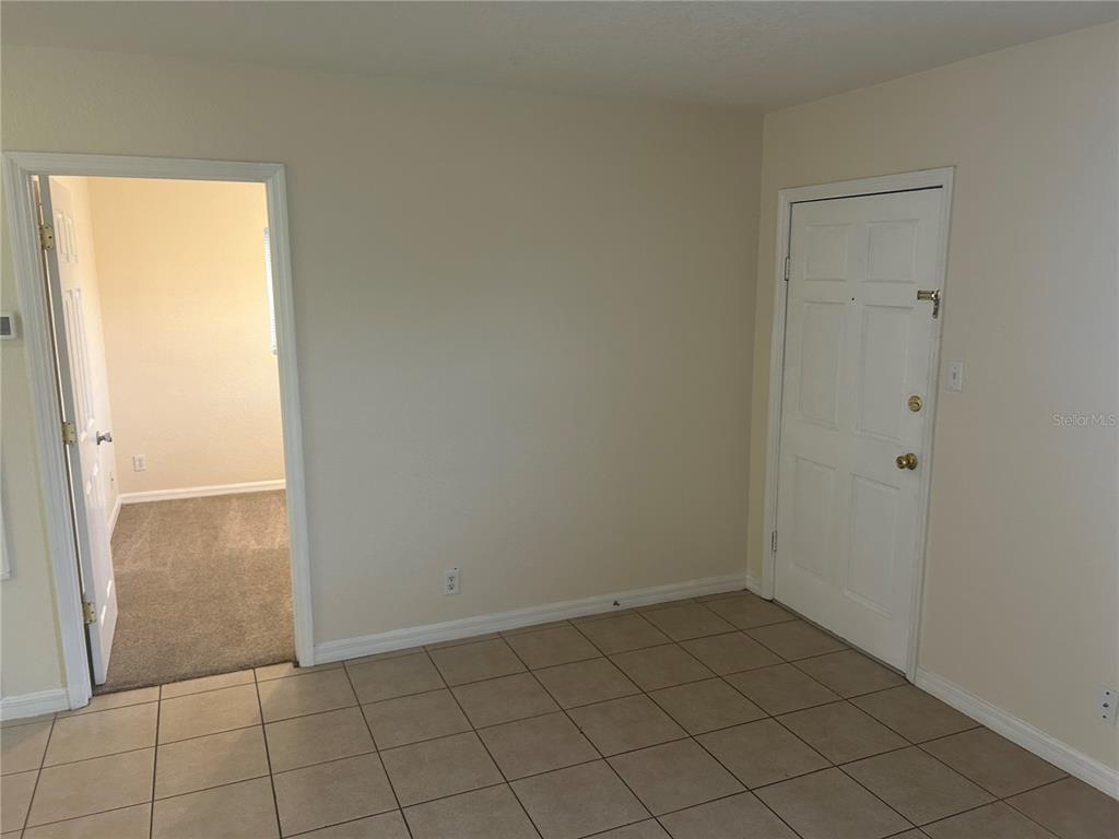 413 MARYLAND TERRACE, DELAND, FL — photo 5 of 13
