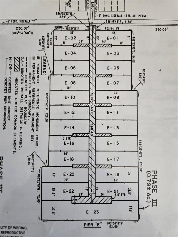 This is a survey map showing the layout and dimensions of boat slips in a marina — 2800 HARBOURSIDE DRIVE UNIT E-07, LONGBOAT KEY, FL
