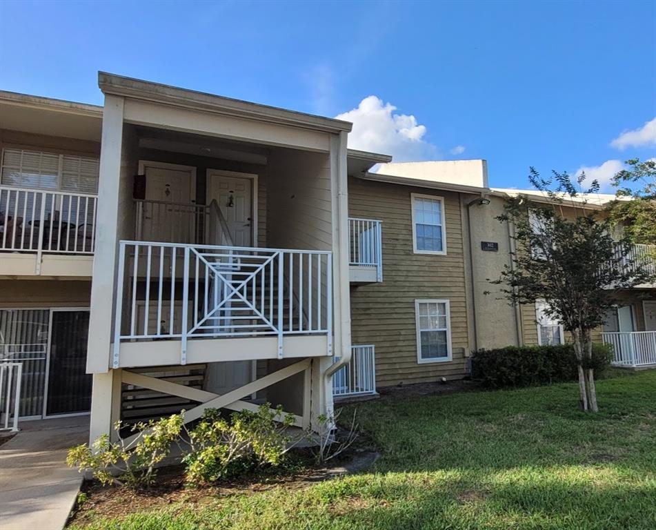 302 LAKE PARSONS GREEN UNIT 102