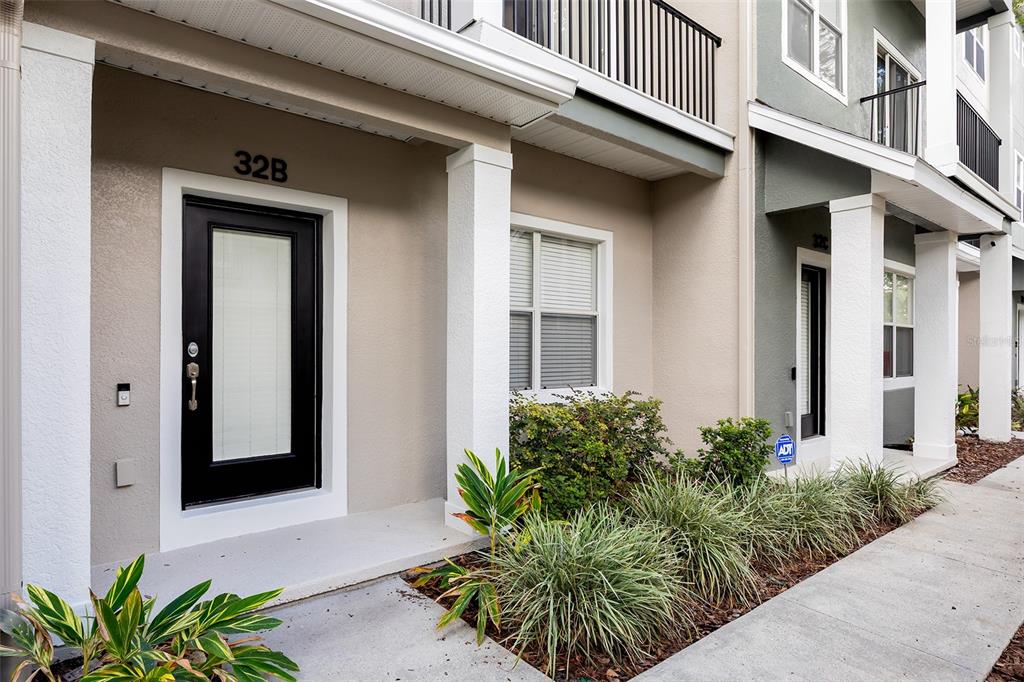 32 W ESTHER STREET UNIT B