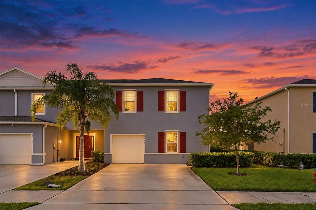 2711 SILVER CANOE DRIVE