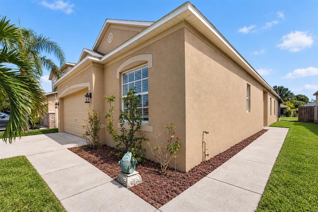 1824 ATLANTIC DRIVE, RUSKIN, FL — photo 4 of 30