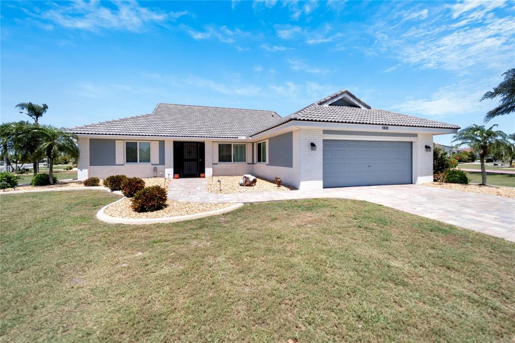 1839 WOLF LAUREL DRIVE, SUN CITY CENTER, FL — photo 4 of 30
