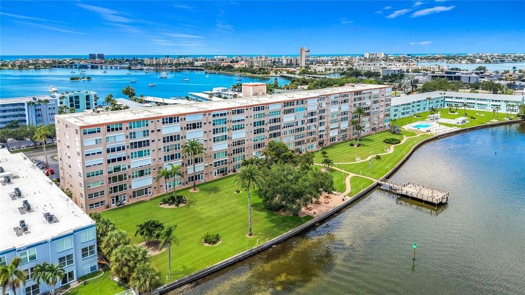 1847 SHORE DRIVE S UNIT 805