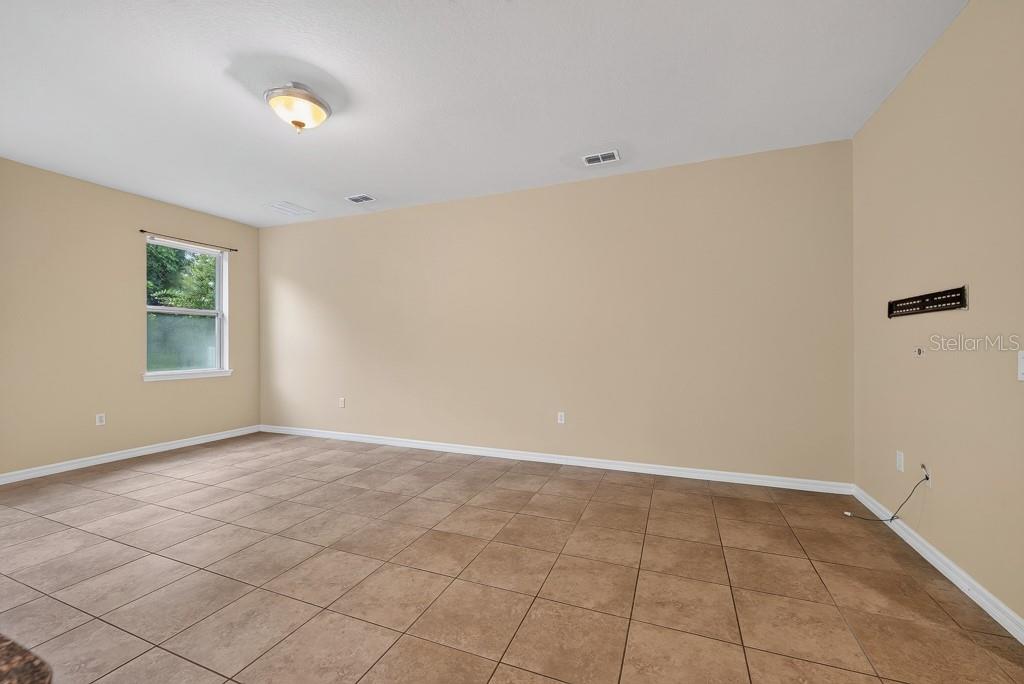 11601 TANGLE STONE DRIVE, GIBSONTON, FL — photo 4 of 30