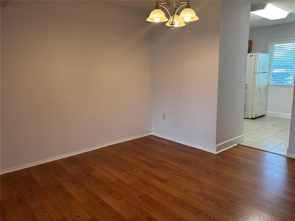 11428 BAY STREET NE, ST PETERSBURG, FL — photo 4 of 26