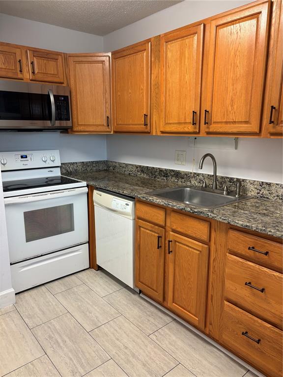 11428 BAY STREET NE, ST PETERSBURG, FL — photo 5 of 26