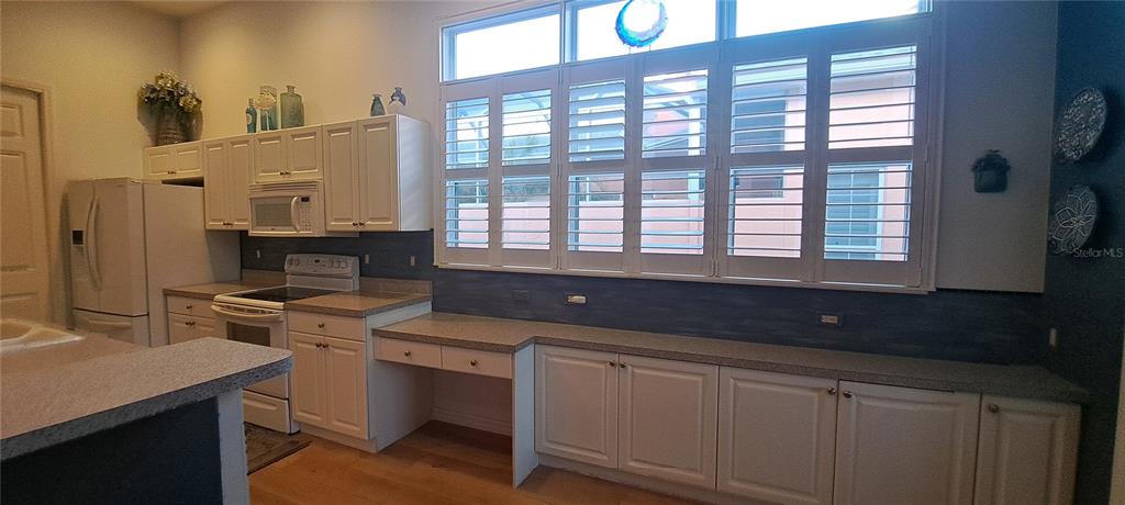 2120 MATTAMY COURT, VENICE, FL — photo 4 of 11