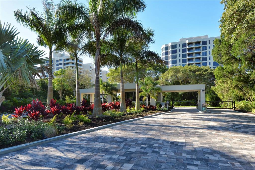 1211 GULF OF MEXICO DRIVE UNIT 302