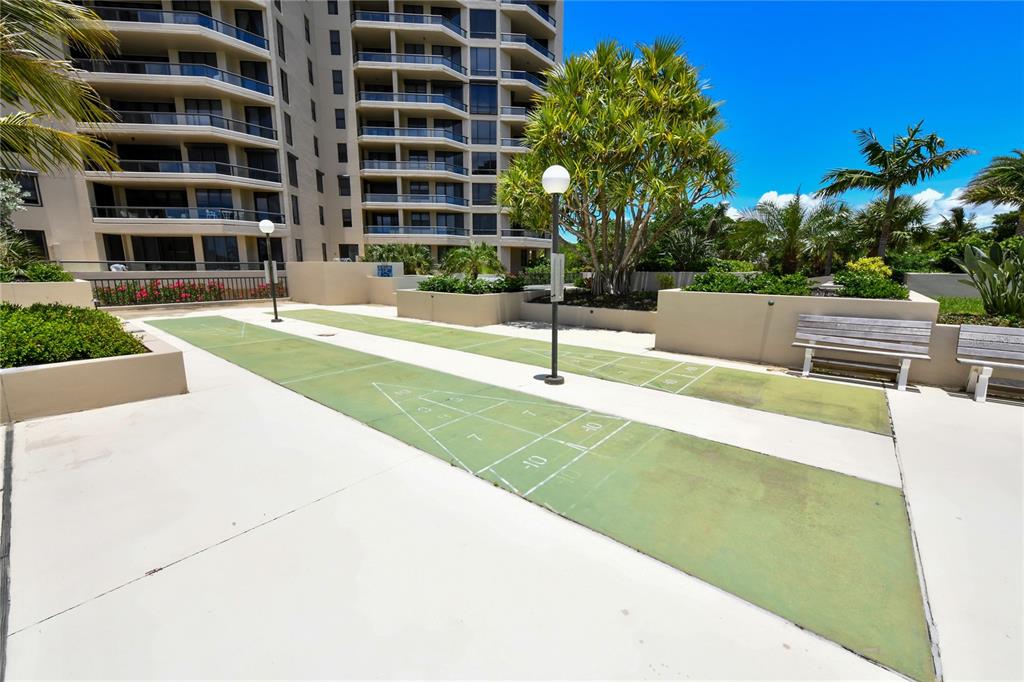 1211 GULF OF MEXICO DRIVE UNIT 302, LONGBOAT KEY, FL — photo 3 of 30