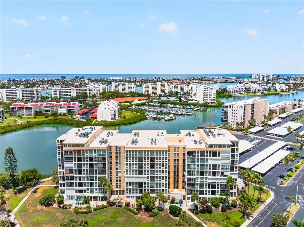 7400 SUN ISLAND DRIVE S UNIT 203