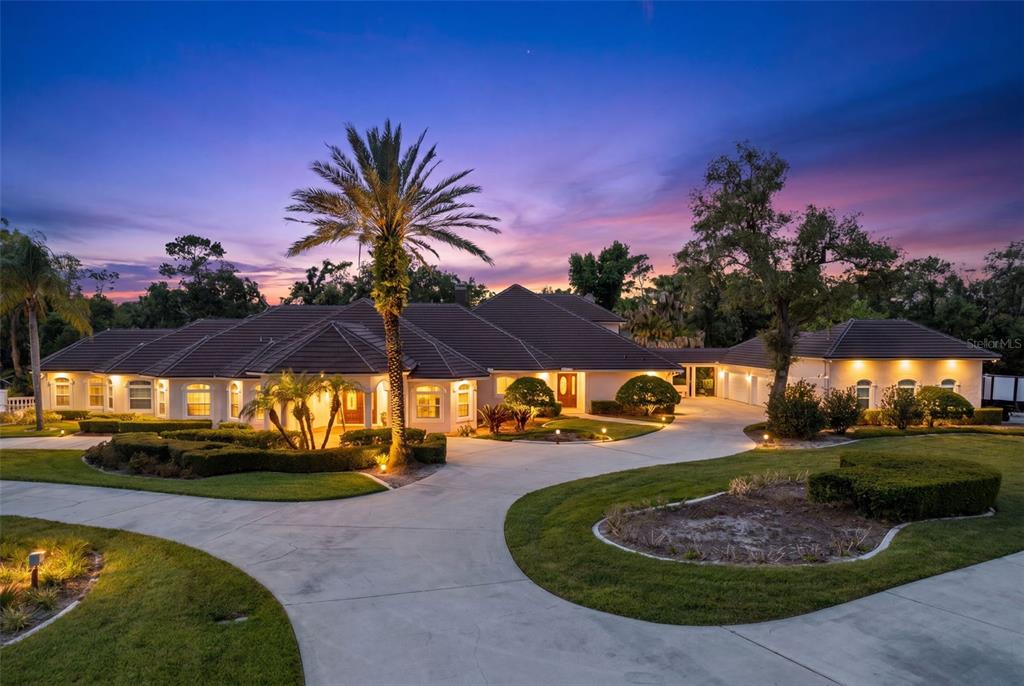 2160 MARKHAM WOODS ROAD