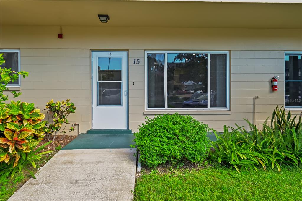 2041 AUSTRALIA WAY W UNIT 15, CLEARWATER, FL — photo 2 of 30