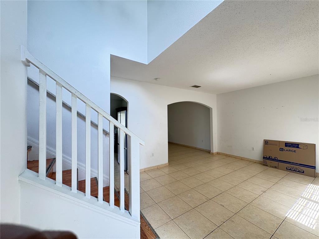 1133 SAINT TROPEZ COURT, KISSIMMEE, FL — photo 4 of 17