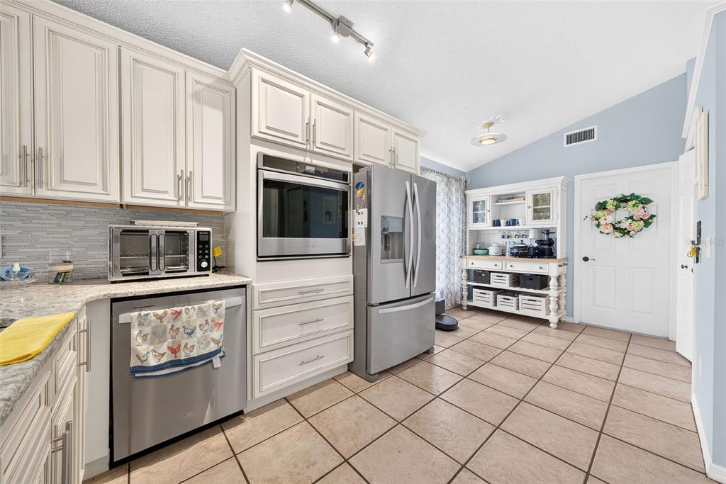 257 LEXINGDALE DRIVE, ORLANDO, FL — photo 3 of 30