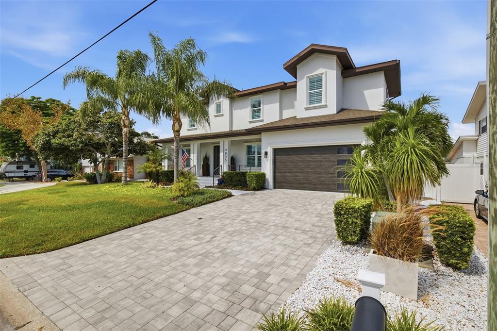 4835 W BAY VILLA AVENUE, TAMPA, FL — photo 3 of 30