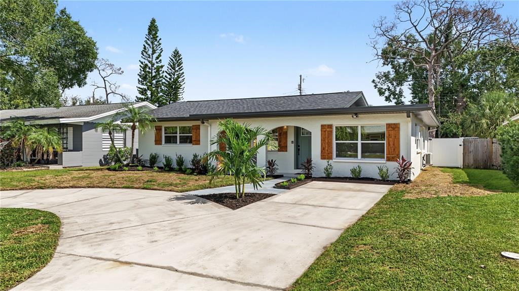 9025 3RD STREET N, ST PETERSBURG, FL — photo 2 of 52
