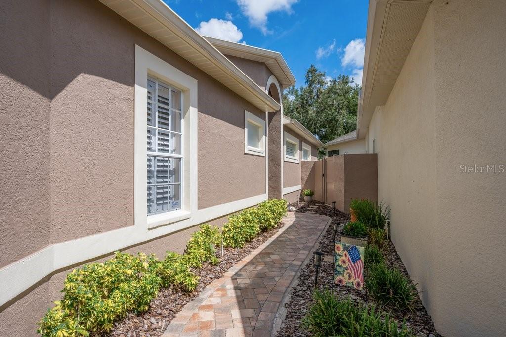 5116 FAIRWAY ONE DRIVE, VALRICO, FL — photo 4 of 30