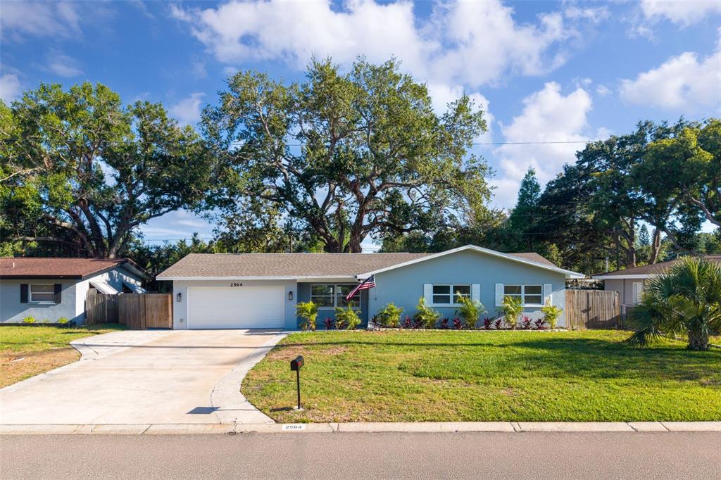2564 ROBERTA STREET