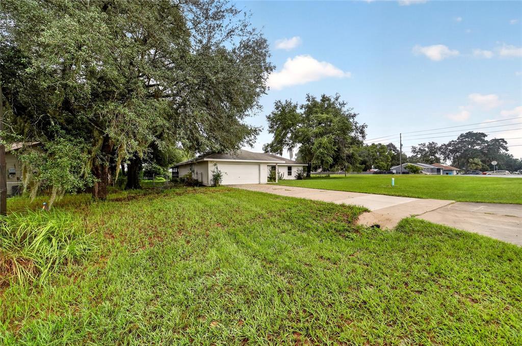 248 BAHIA CIRCLE, OCALA, FL — photo 4 of 30
