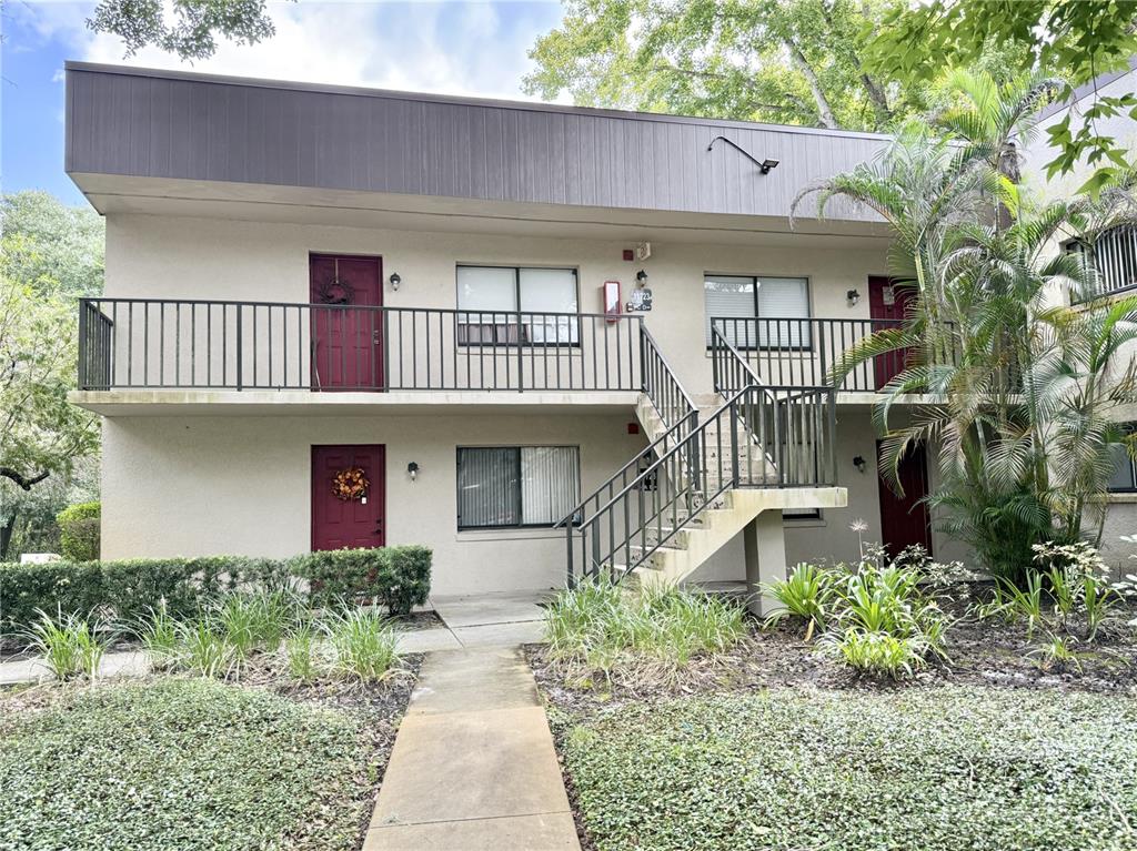 11723 RAINTREE VILLAGE BOULEVARD UNIT D, TEMPLE TERRACE, FL — photo 2 of 27