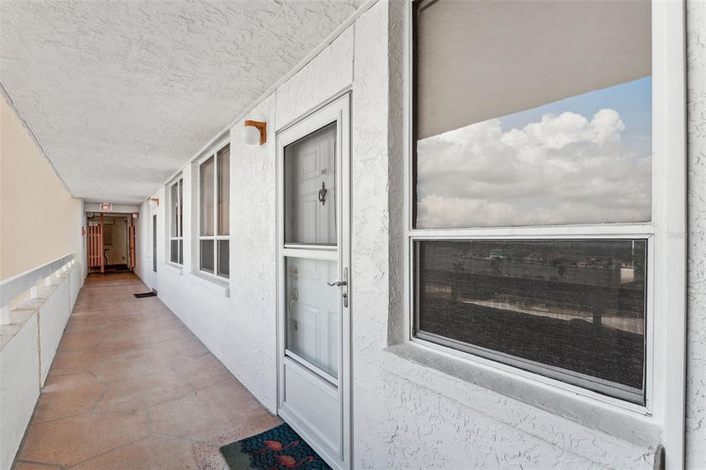 17900 GULF BOULEVARD UNIT 6C, REDINGTON SHORES, FL — photo 3 of 39