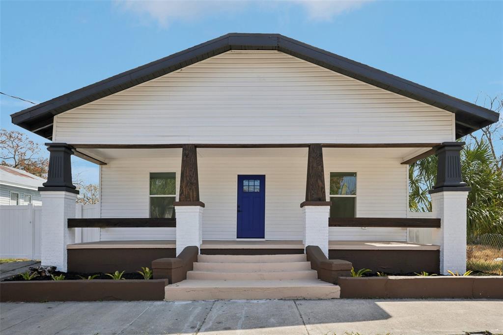 3015 SANCHEZ STREET