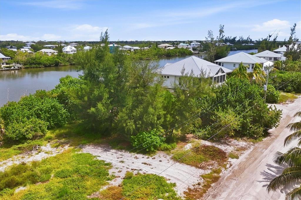 252 S GULF BOULEVARD, PLACIDA, FL — photo 5 of 24