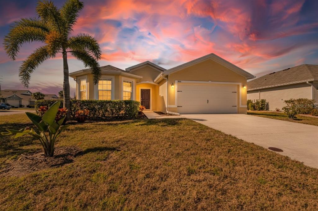 7093 WATERFORD PARKWAY