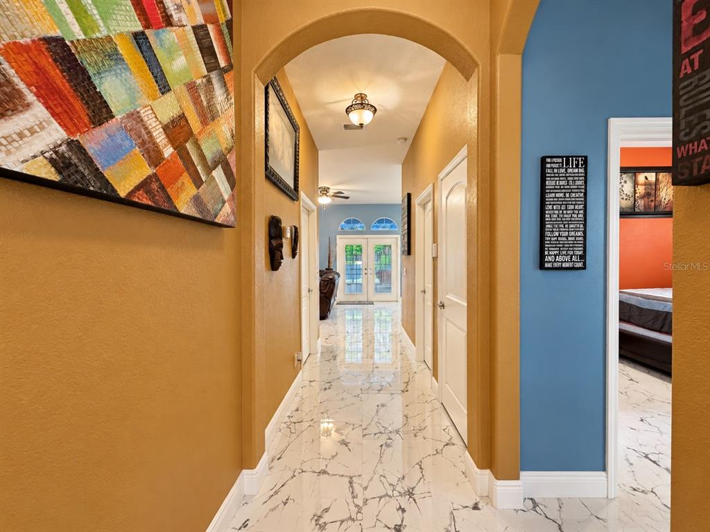3009 W CLINTON STREET, TAMPA, FL — photo 5 of 30