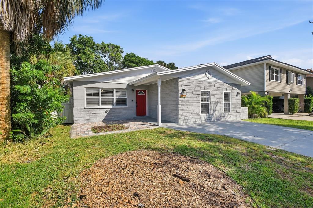 1751 MISSISSIPPI AVENUE NE, ST PETERSBURG, FL — photo 4 of 50