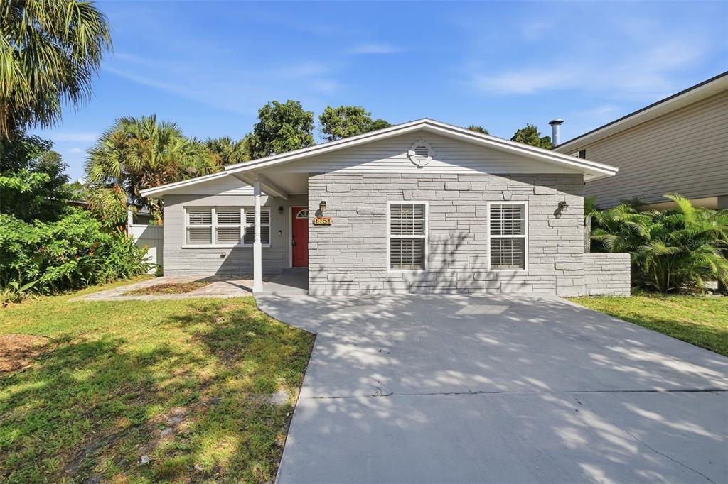 1751 MISSISSIPPI AVENUE NE, ST PETERSBURG, FL — photo 5 of 50