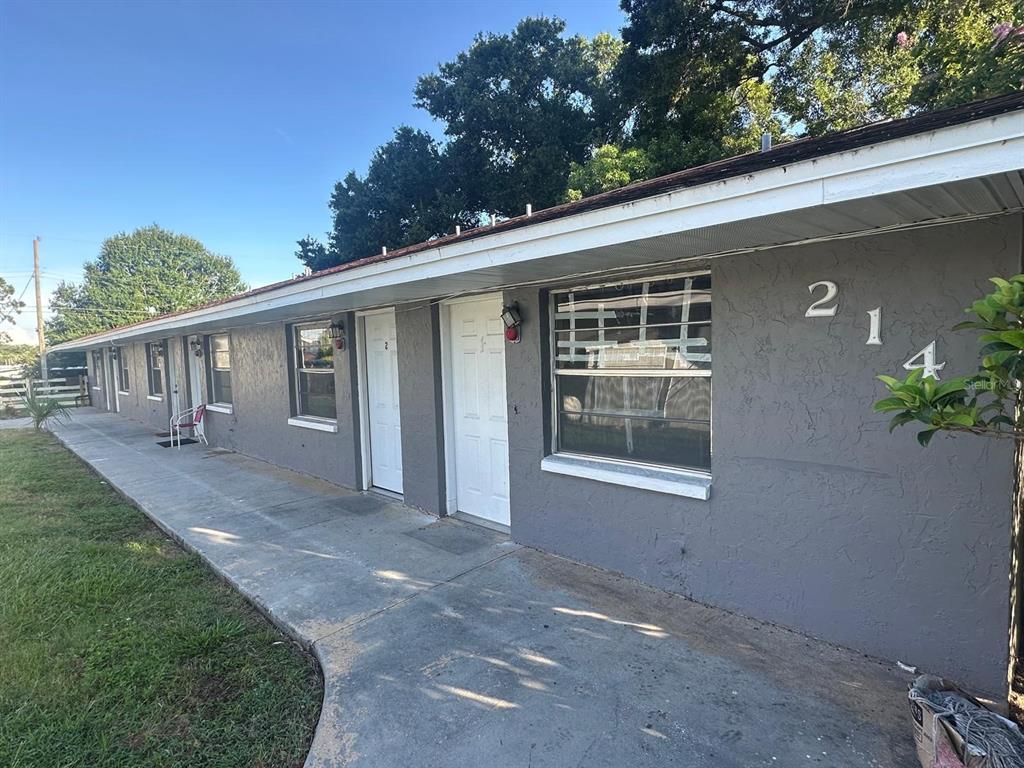 214 N CHESTNUT ROAD UNIT 6