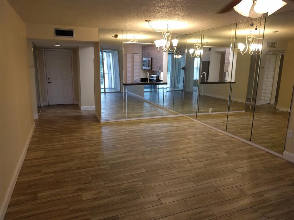 4460 FAIRWAYS BLVD UNIT 104, BRADENTON, FL — photo 5 of 17