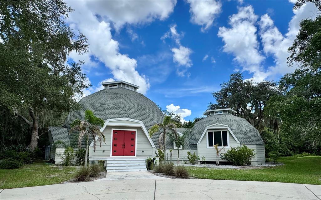 9710 BLACK BEAR COURT, NEW PORT RICHEY, FL — photo 2 of 30