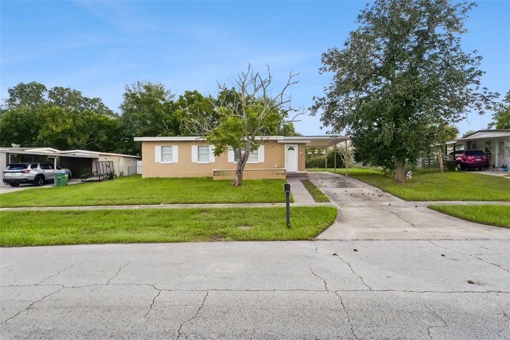 928 VIVIAN TERRACE, DELTONA, FL — photo 2 of 27