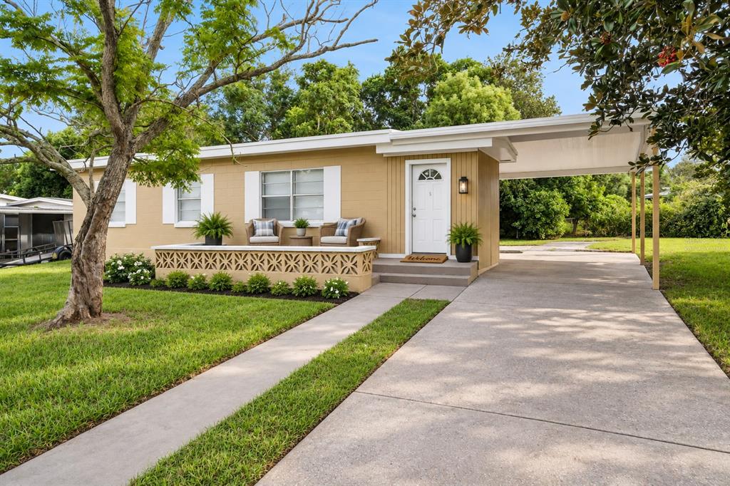 928 VIVIAN TERRACE, DELTONA, FL — photo 5 of 27