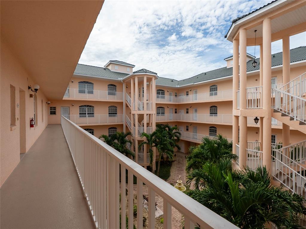 1709 GONDOLA PARK DRIVE UNIT 1709, VENICE, FL — photo 2 of 30
