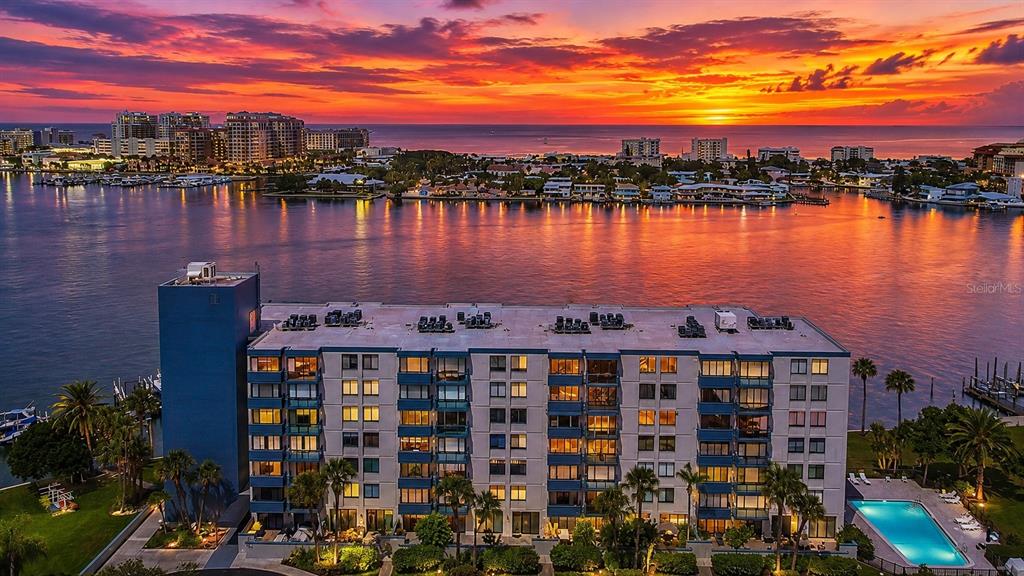 644 ISLAND WAY UNIT 101