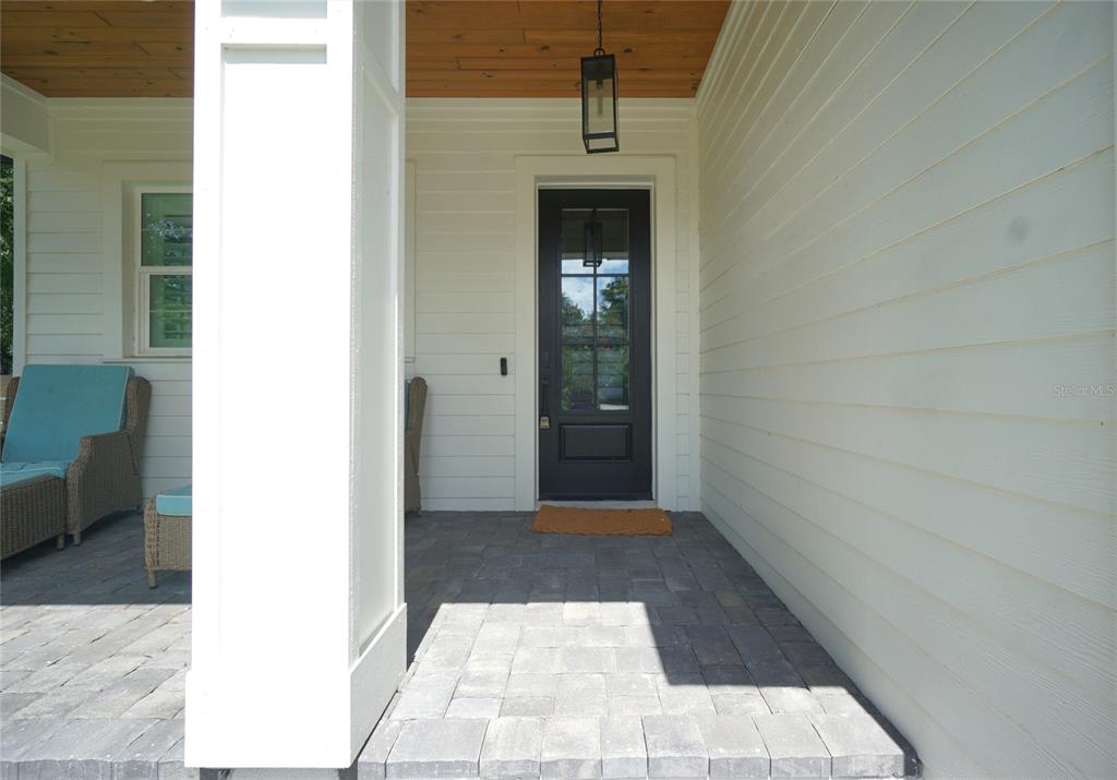 4117 W EUCLID AVENUE, TAMPA, FL — photo 2 of 26