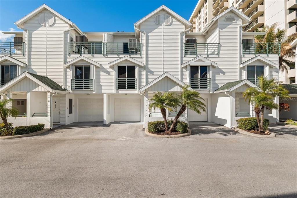 320 ISLAND WAY UNIT 103