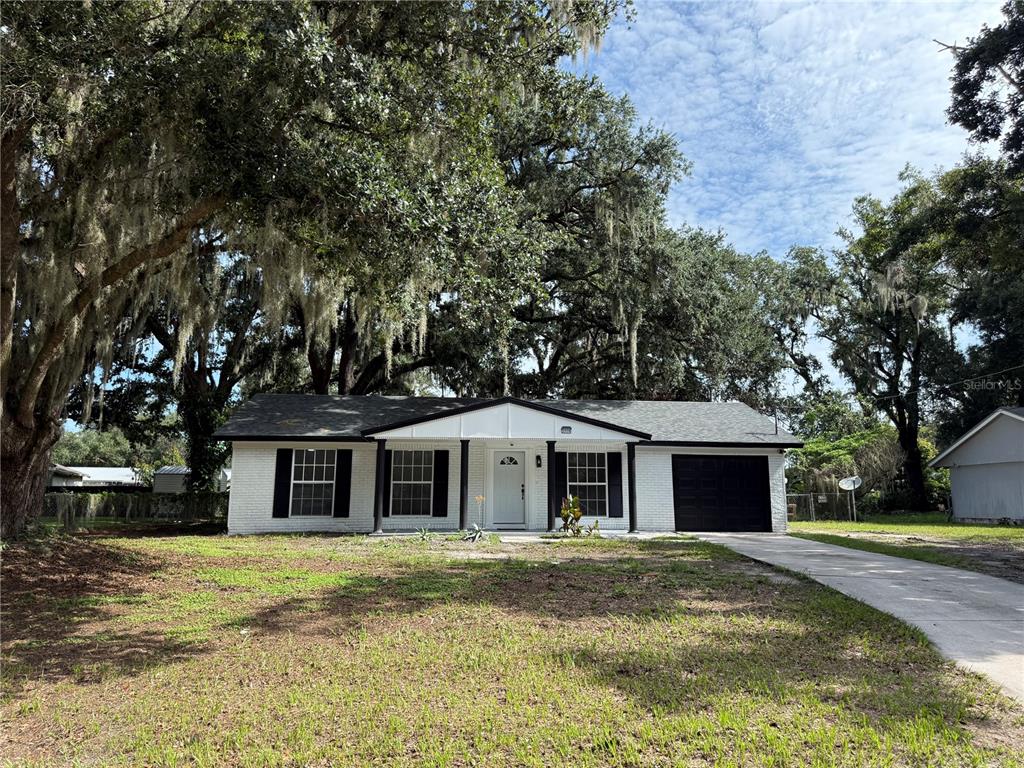 3008 OAKVIEW LANE