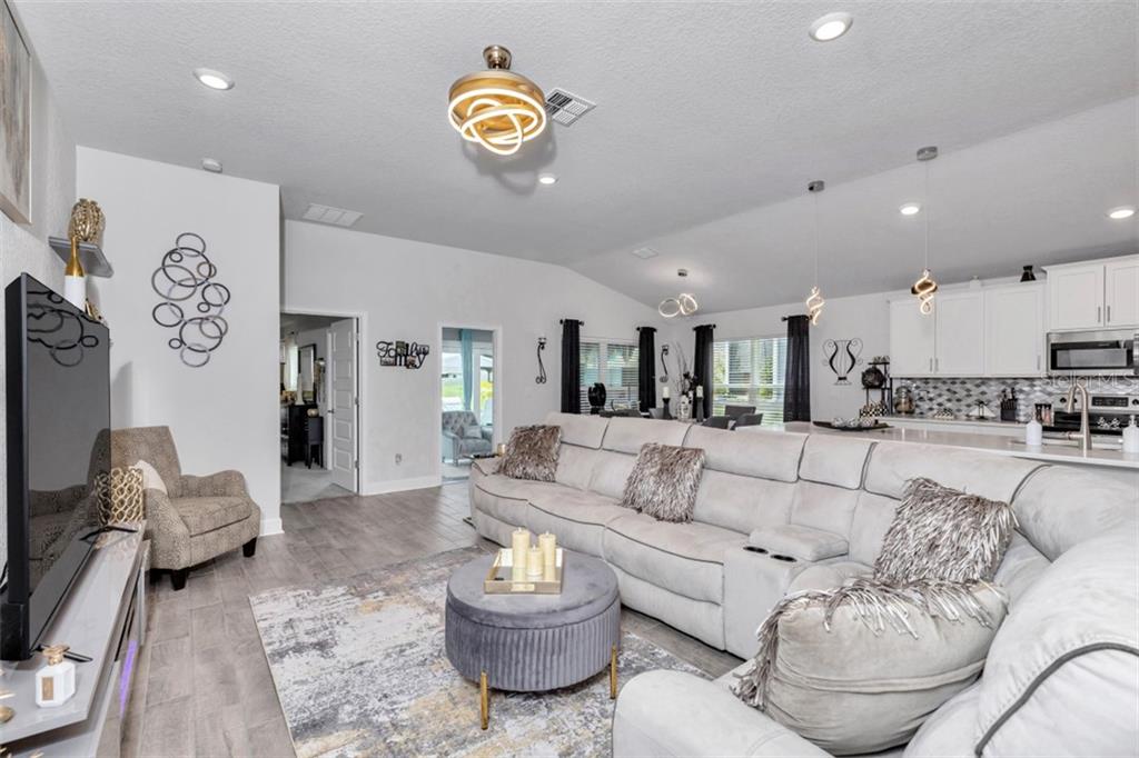 657 W Twisted Oaks DRIVE, BEVERLY HILLS, FL — photo 5 of 24