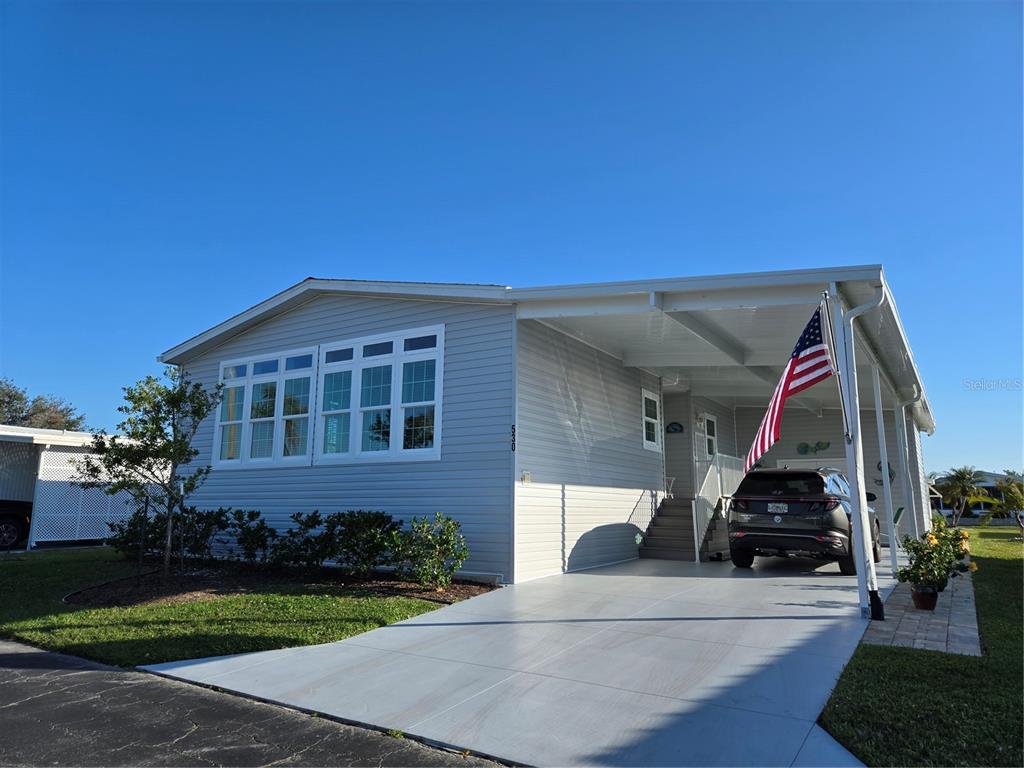 530 WALNUT CIRCLE
