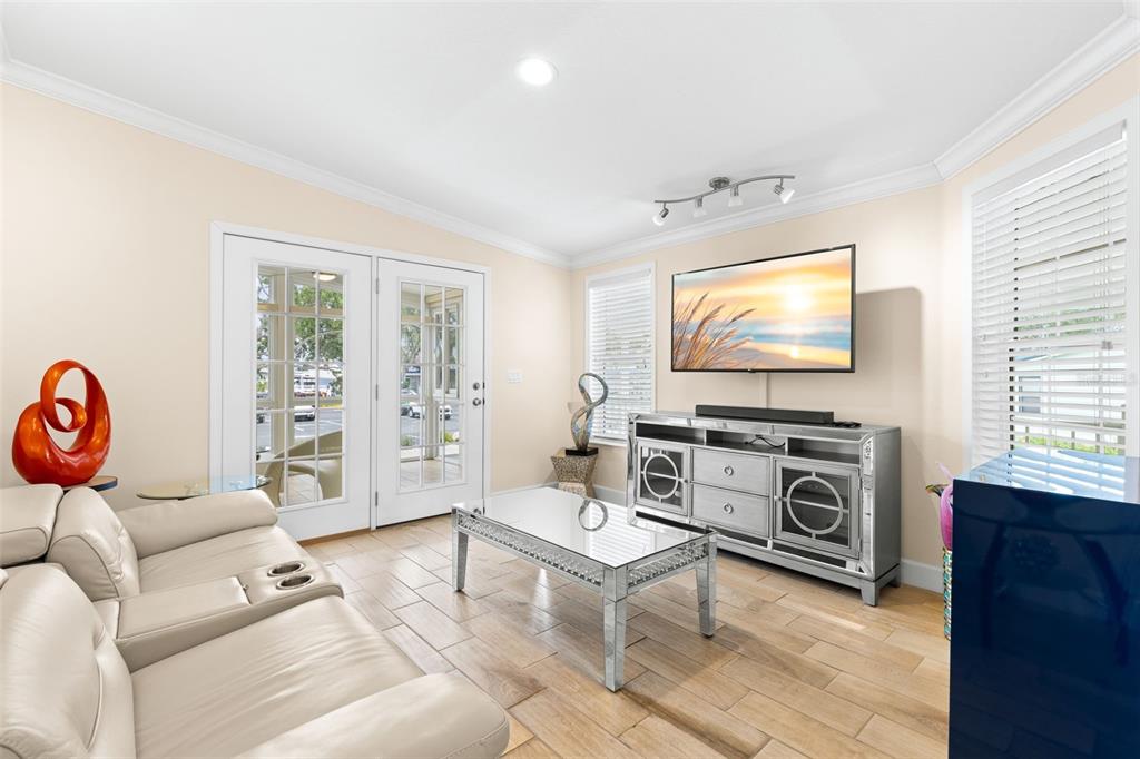 7300 AMERICANA DRIVE NE UNIT 143, ST PETERSBURG, FL — photo 5 of 52
