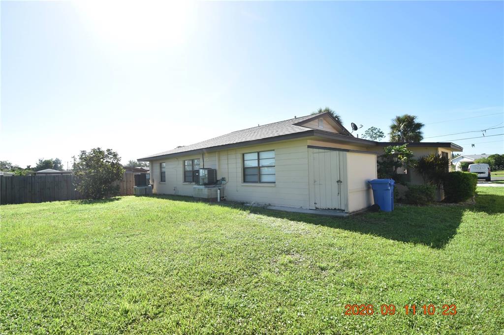 705 2ND AVENUE NW UNIT B, RUSKIN, FL — photo 4 of 30