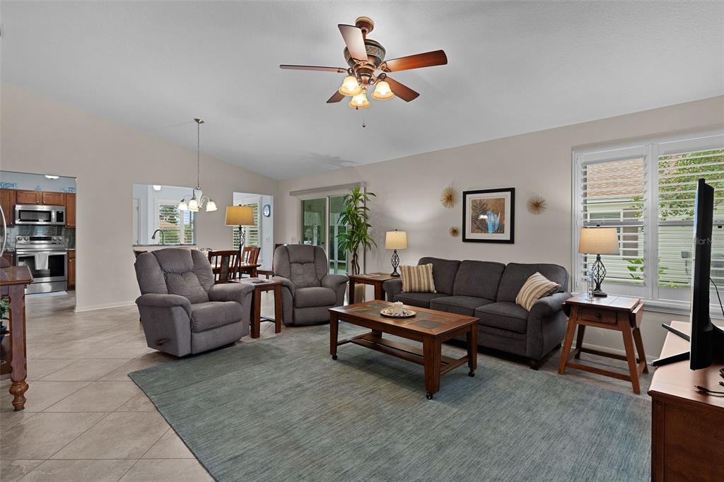 2155 BALDWIN RUN, THE VILLAGES, FL — photo 4 of 30