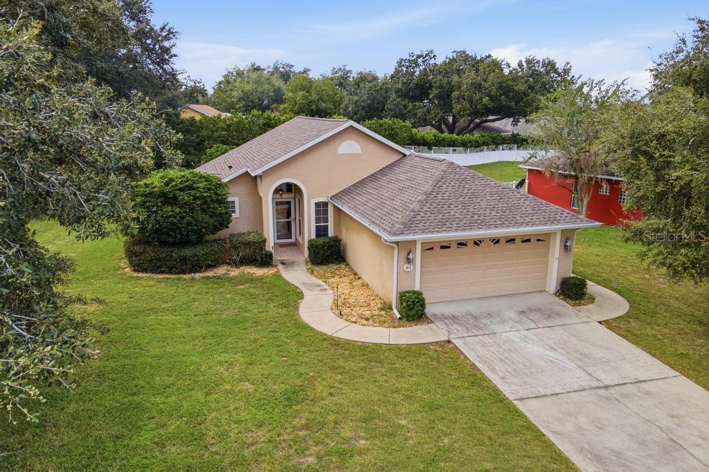 81 GOLFVIEW CIRCLE, UMATILLA, FL — photo 2 of 30