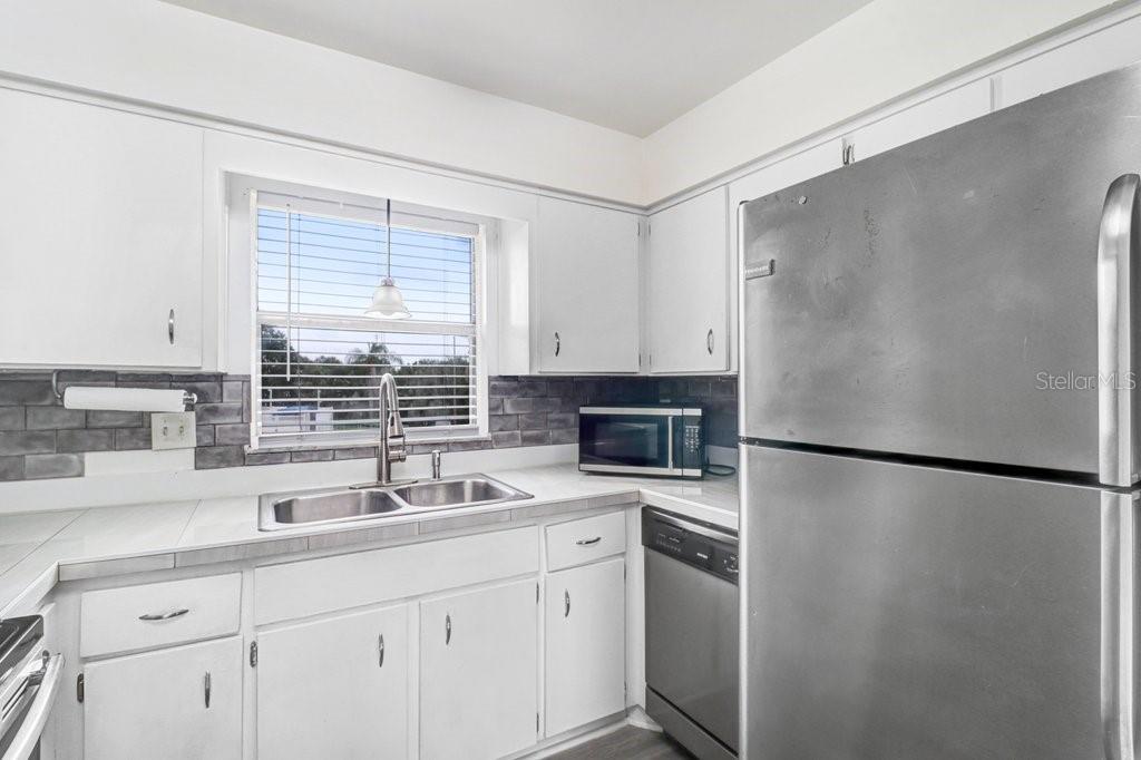 7210 N MANHATTAN AVENUE UNIT 2523, TAMPA, FL — photo 4 of 30