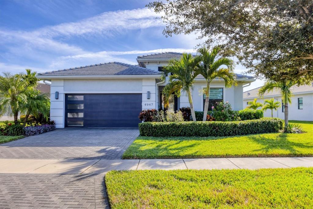 4947 SURFSIDE CIRCLE